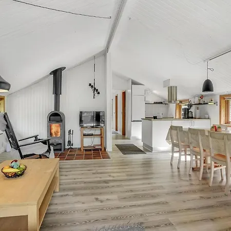 Holiday home 3 Bedroom Pet Friendly In Toftlund *